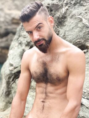 Kurdish Man VIP Onlyfans pictures