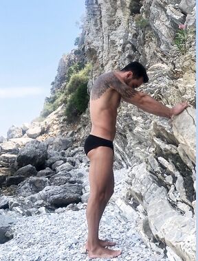 Emre Adalı Onlyfans pictures