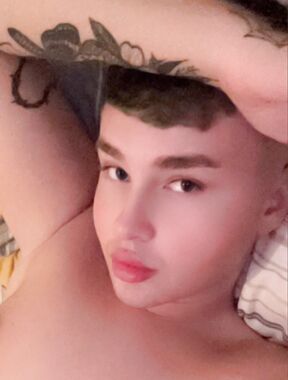 Brandon Magdalene Onlyfans pictures 2