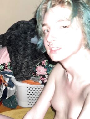 Leo Bisectual Onlyfans pictures